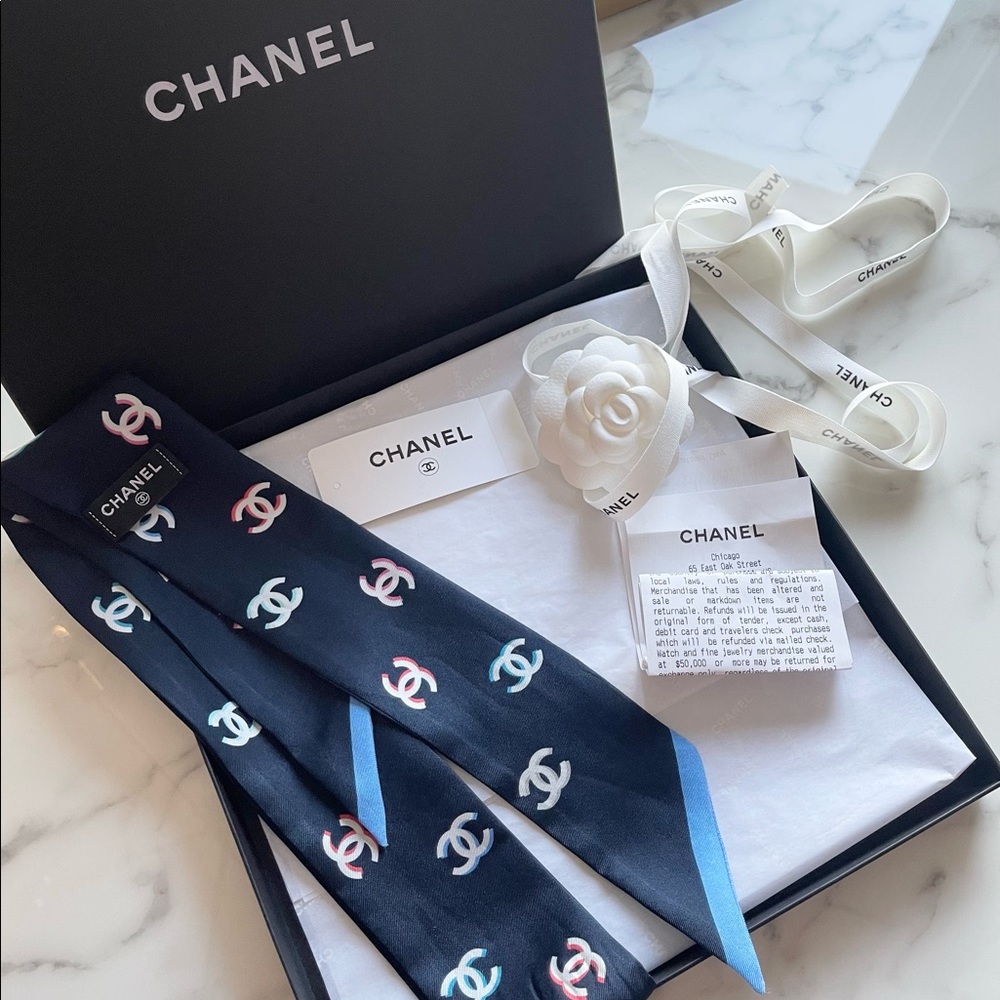 CHANEL Bandeau twilly